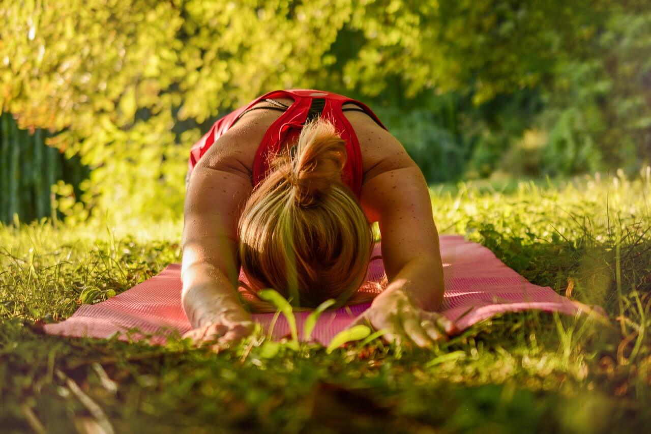benefici-dello-yoga-pancialeggera