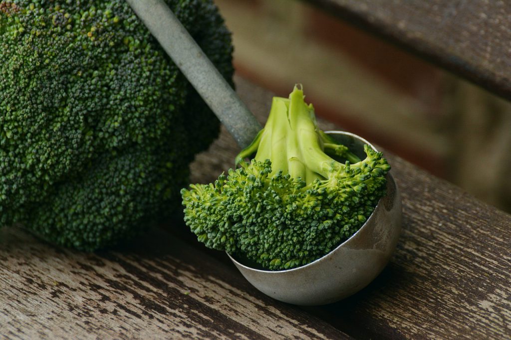 broccoli-insalatona-pancialeggera