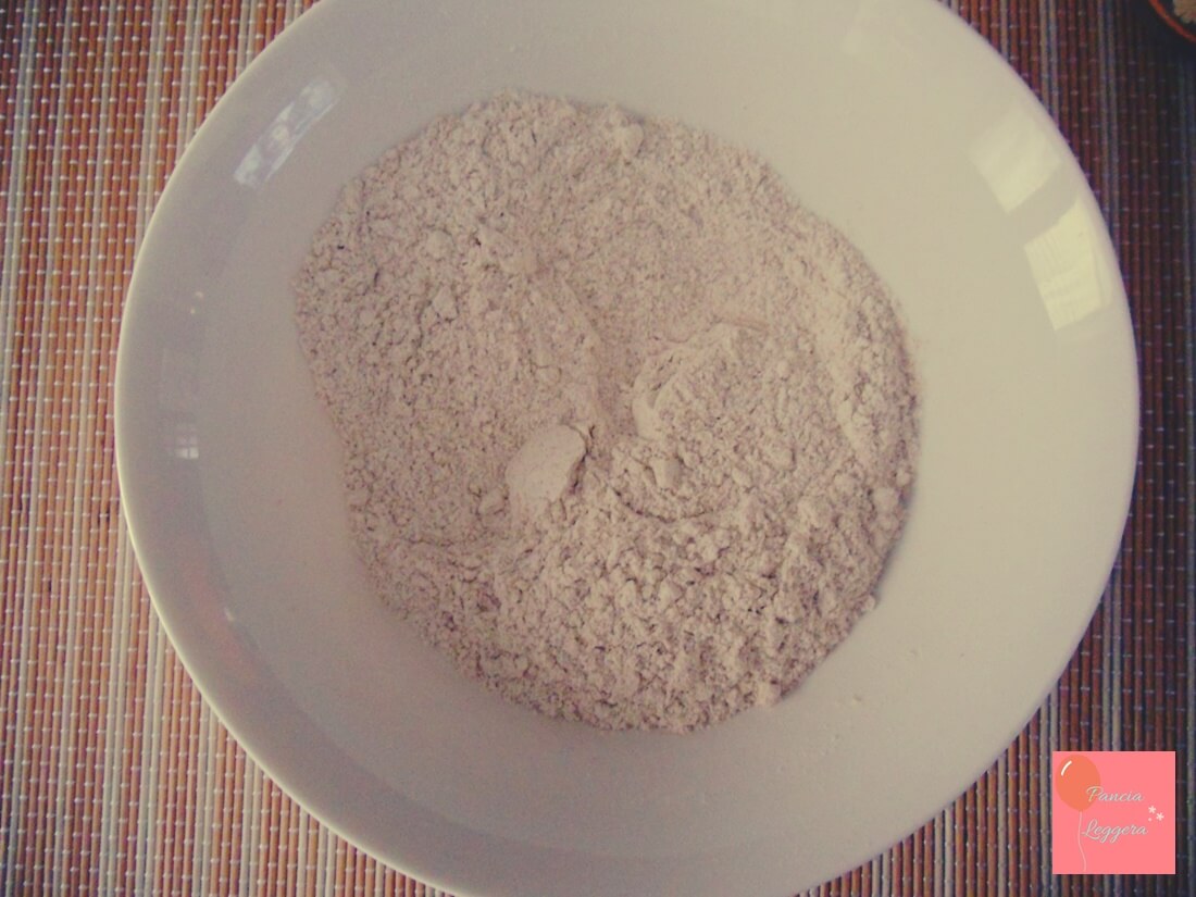 base-per-torte-salate-con-farina-integrale-procedimento1-pancialeggera