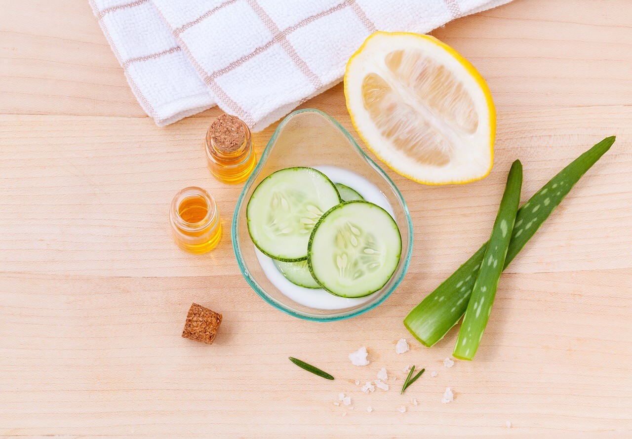 10 alimenti e prodotti che NON fanno bene alla pelle del viso